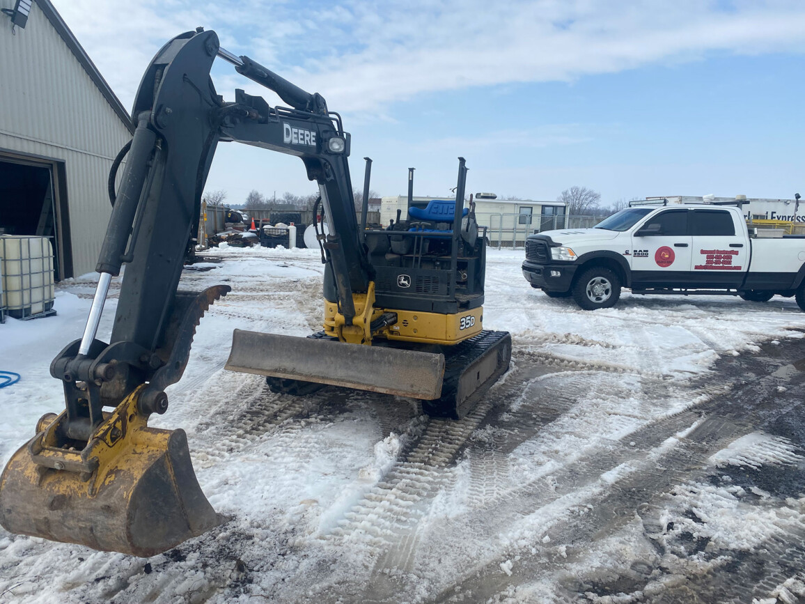 equipment smithville